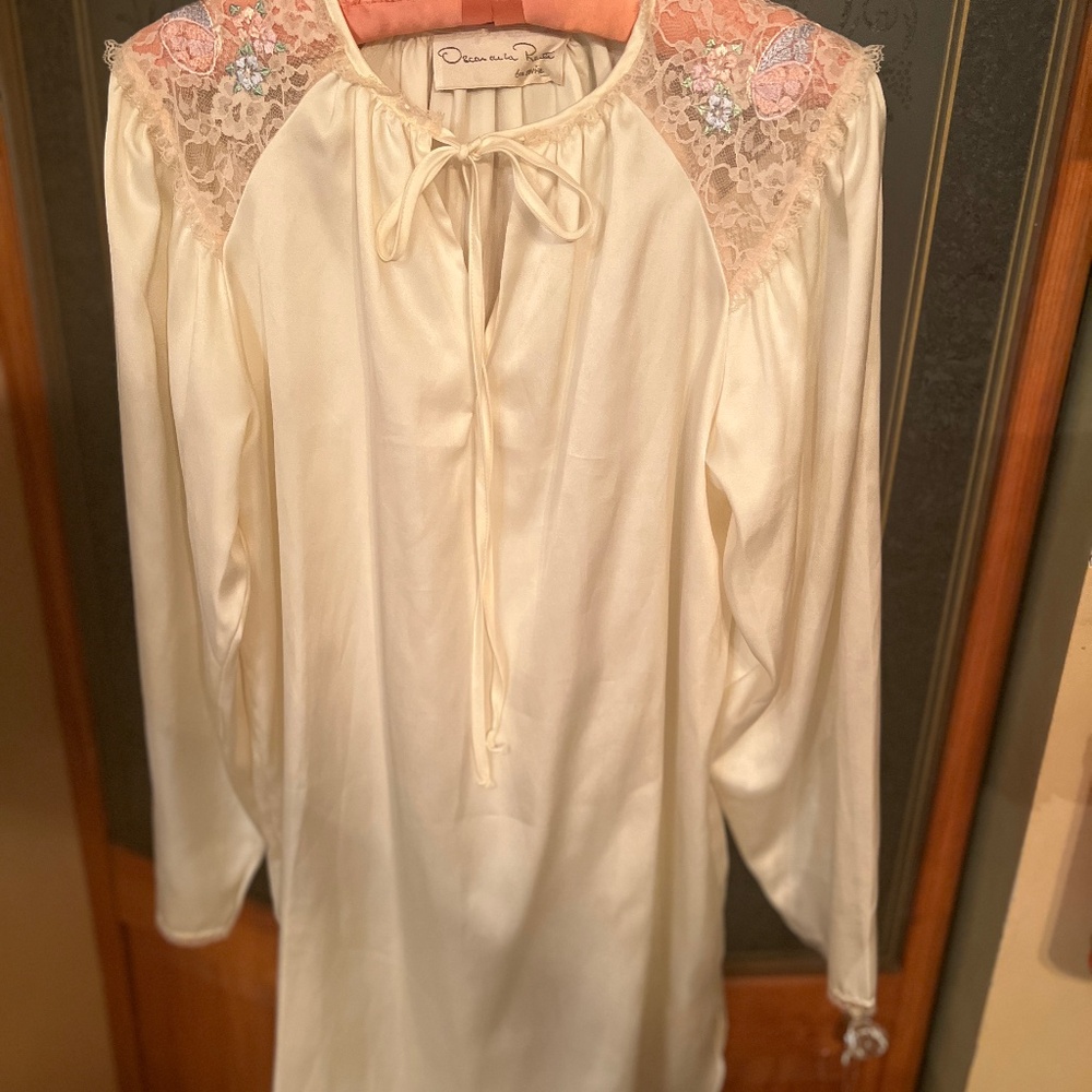 Loungewear - image 1